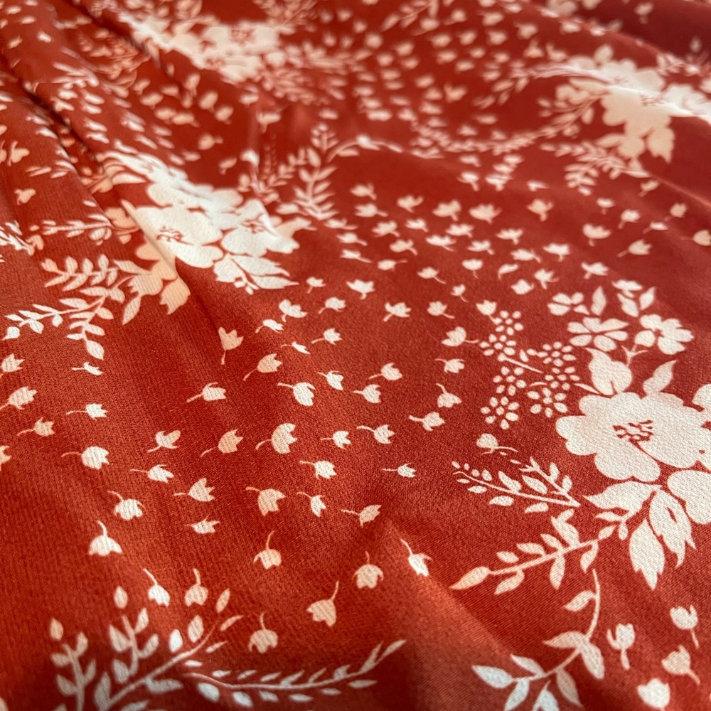 NWT Floral Dress, size M - Picture 7 of 13